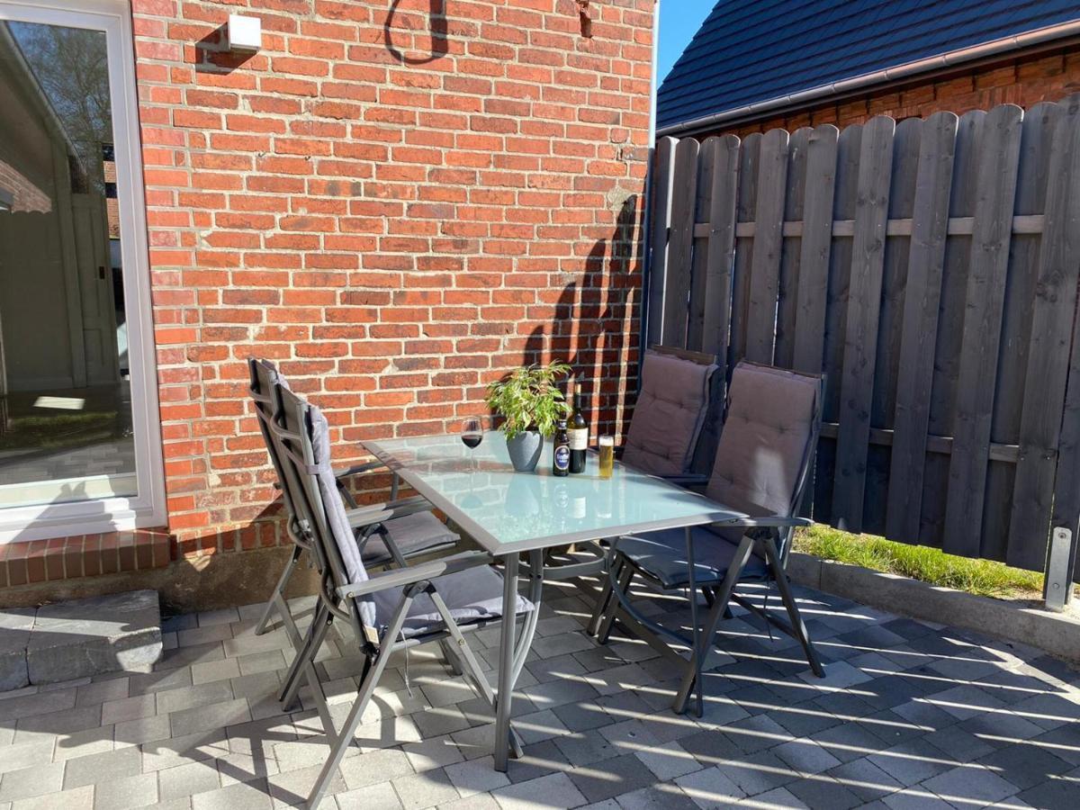 Ferienwohnung „Opa'S Tohuus“Mit Fahrraedern, Husum Husum  Exterior foto