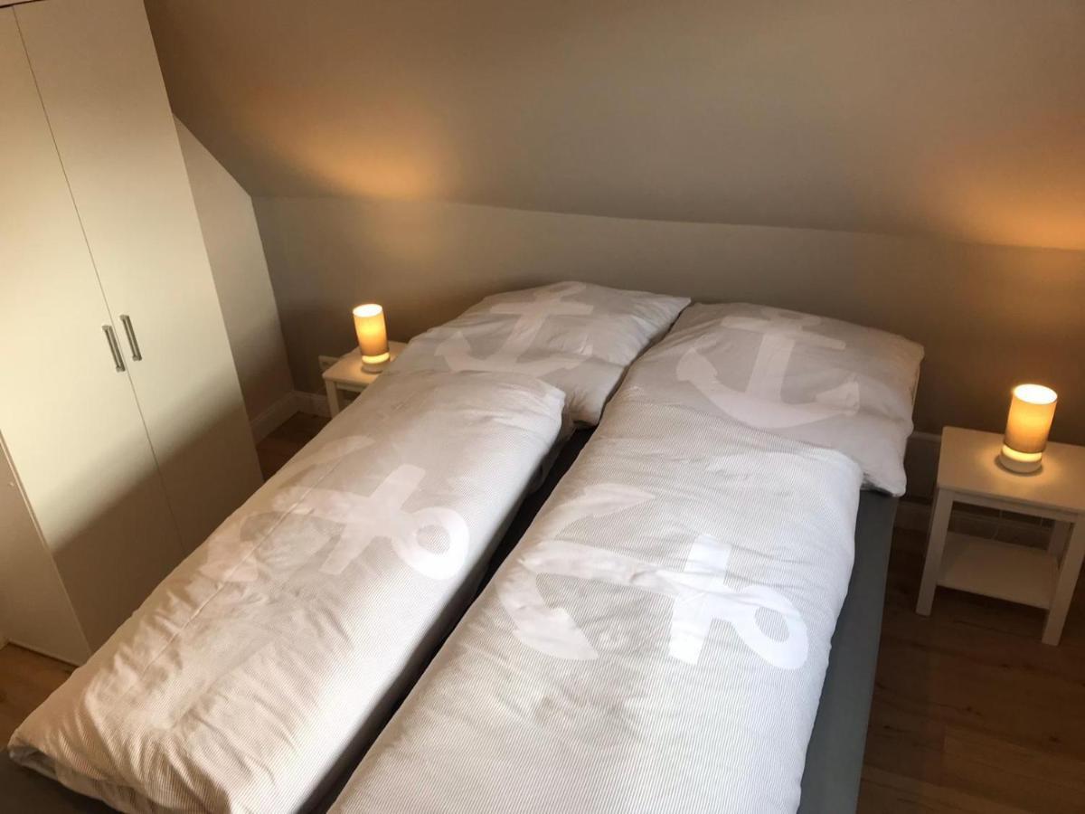 Ferienwohnung „Opa'S Tohuus“Mit Fahrraedern, Husum Husum  Exterior foto